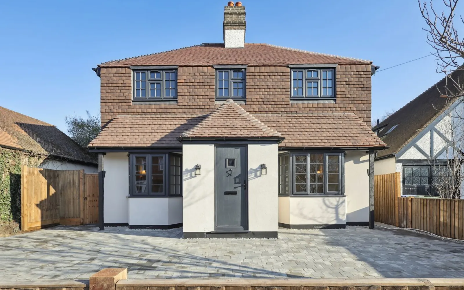 House Beech Close in Elmbridge