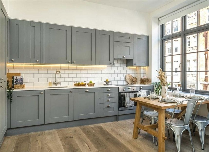 Flat Great Titchfield Street in City of Westminster