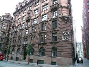 Flat Whitworth Street West in Manchester