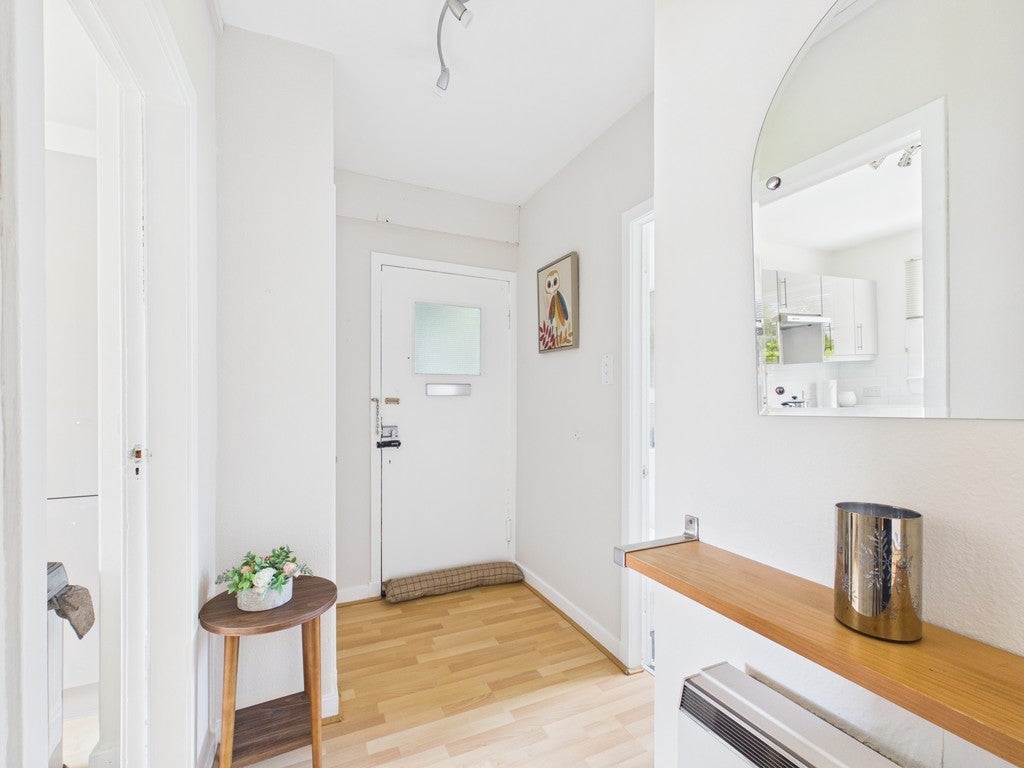 Flat Anniesland Road in Glasgow