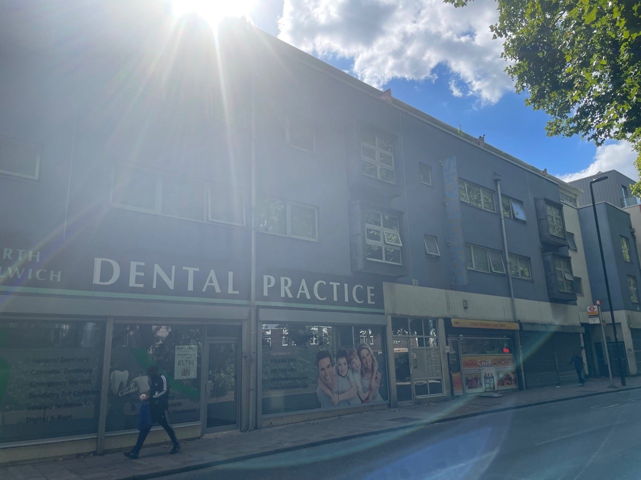 Flat Albert Road in Greater London