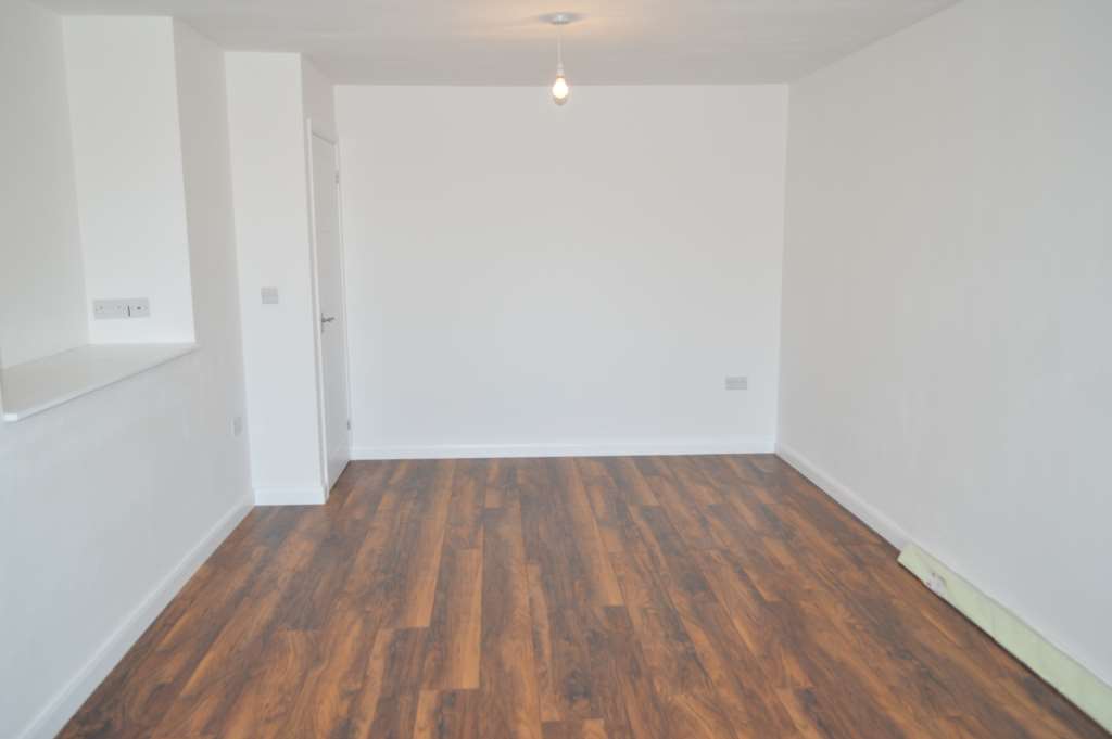 Flat Chiltern Park Avenue in Dacorum