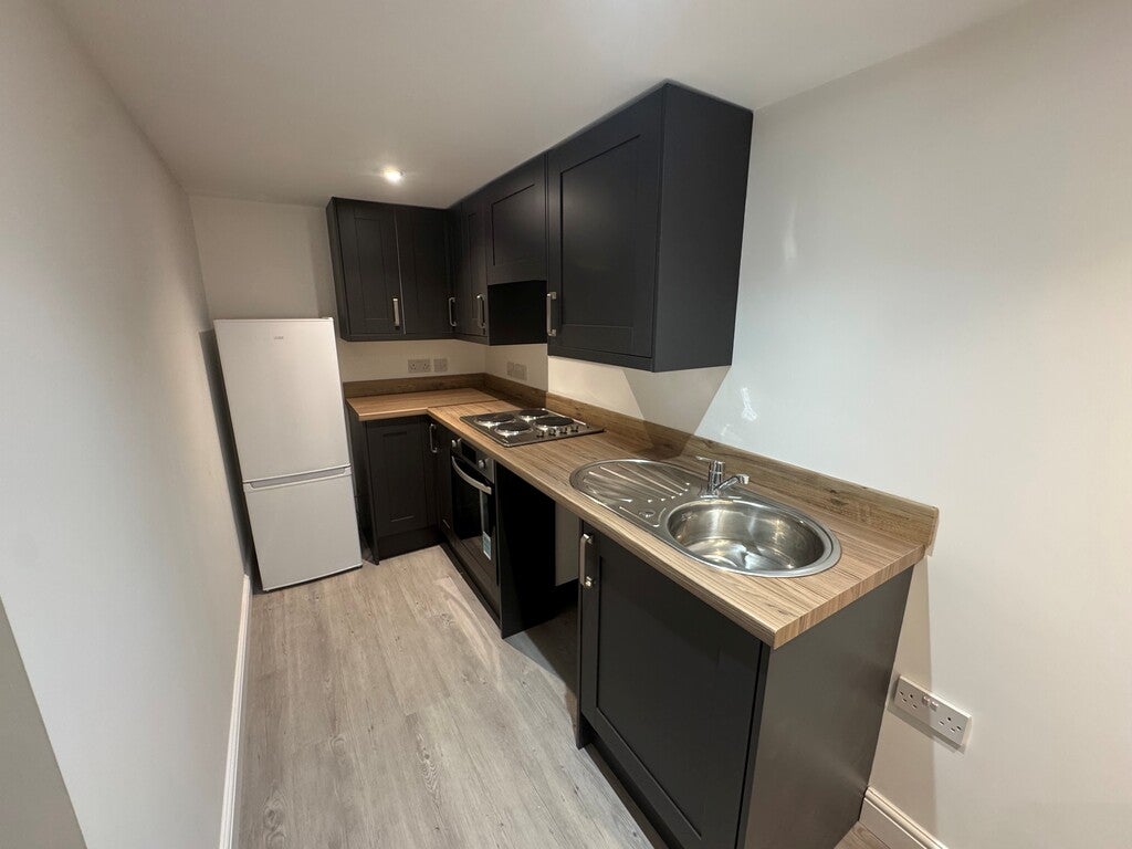 Flat Southern Road in Trafford
