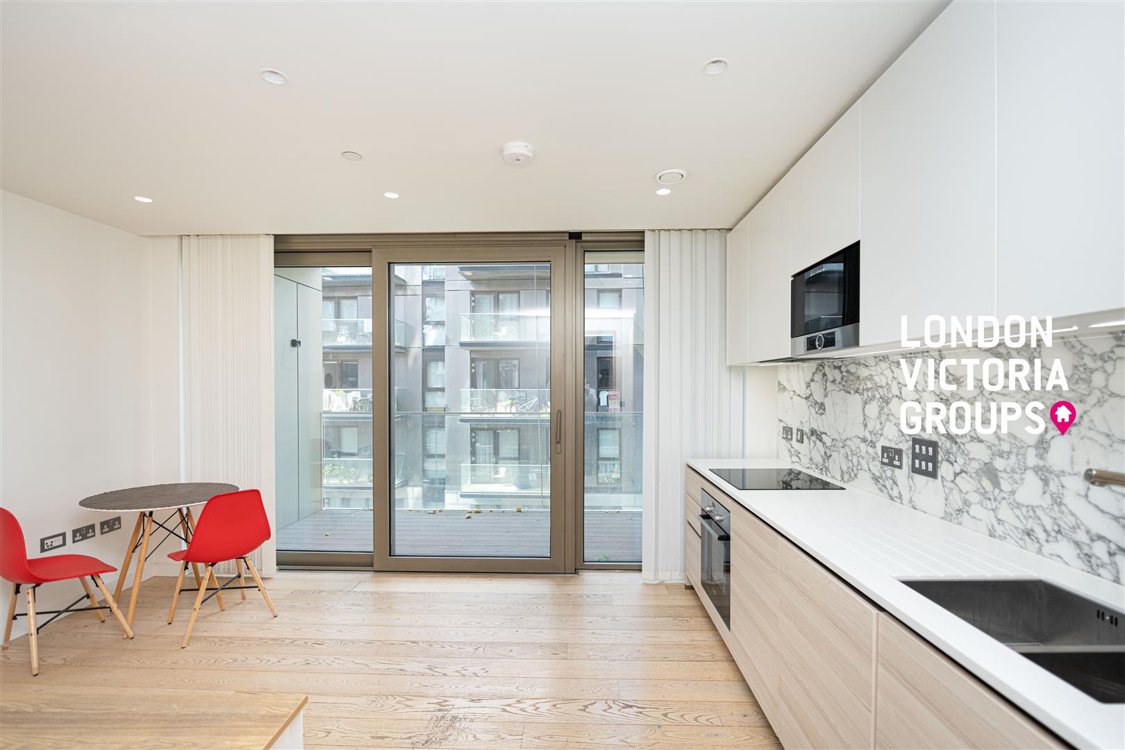 Flat Pilot Walk in Greater London