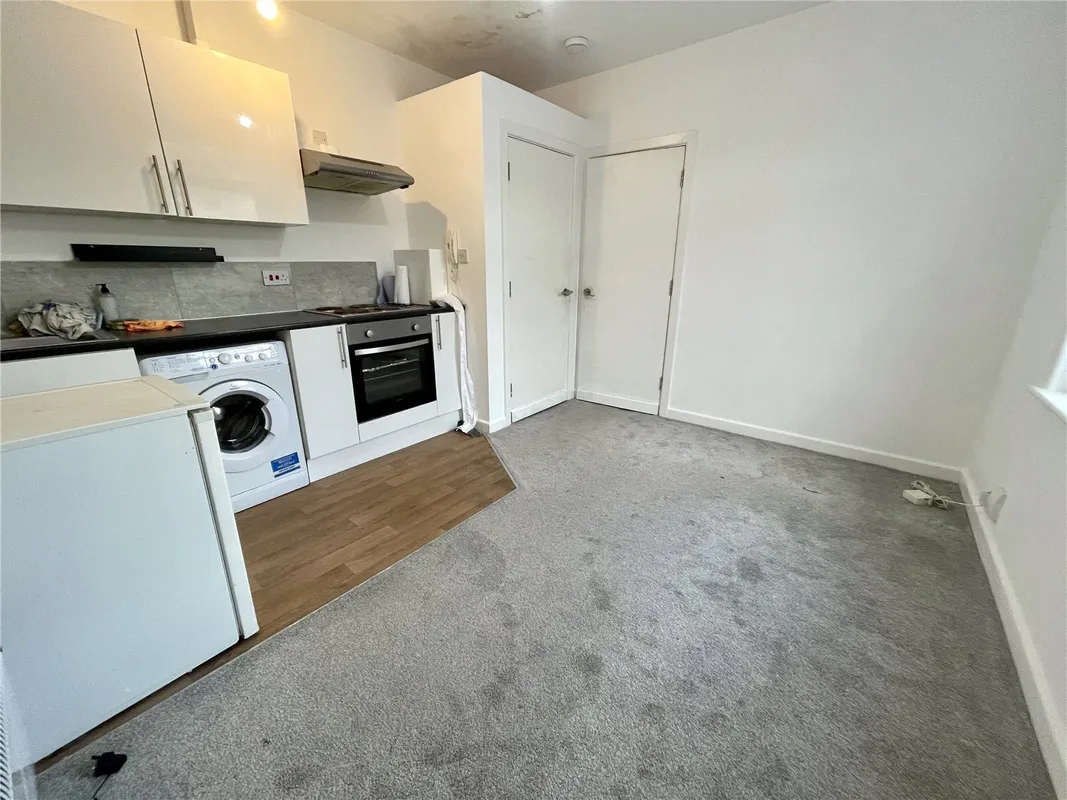 Flat Purbeck Road in Bournemouth