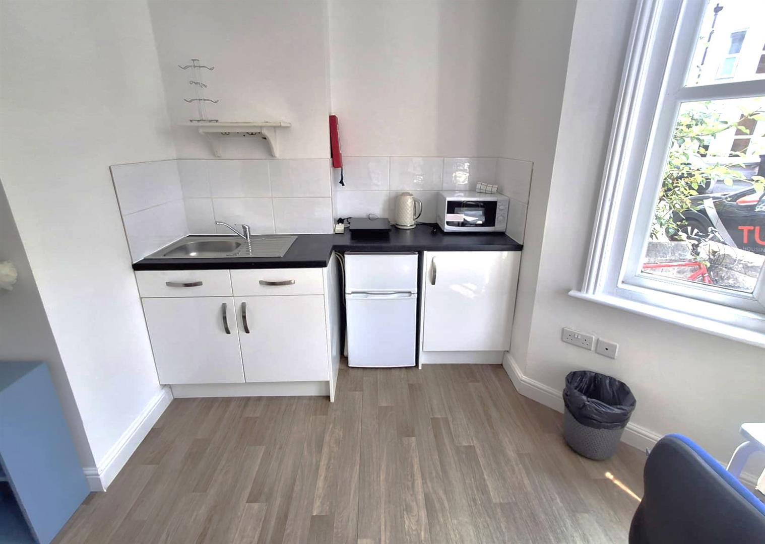 Flat Eldon Place in Bournemouth