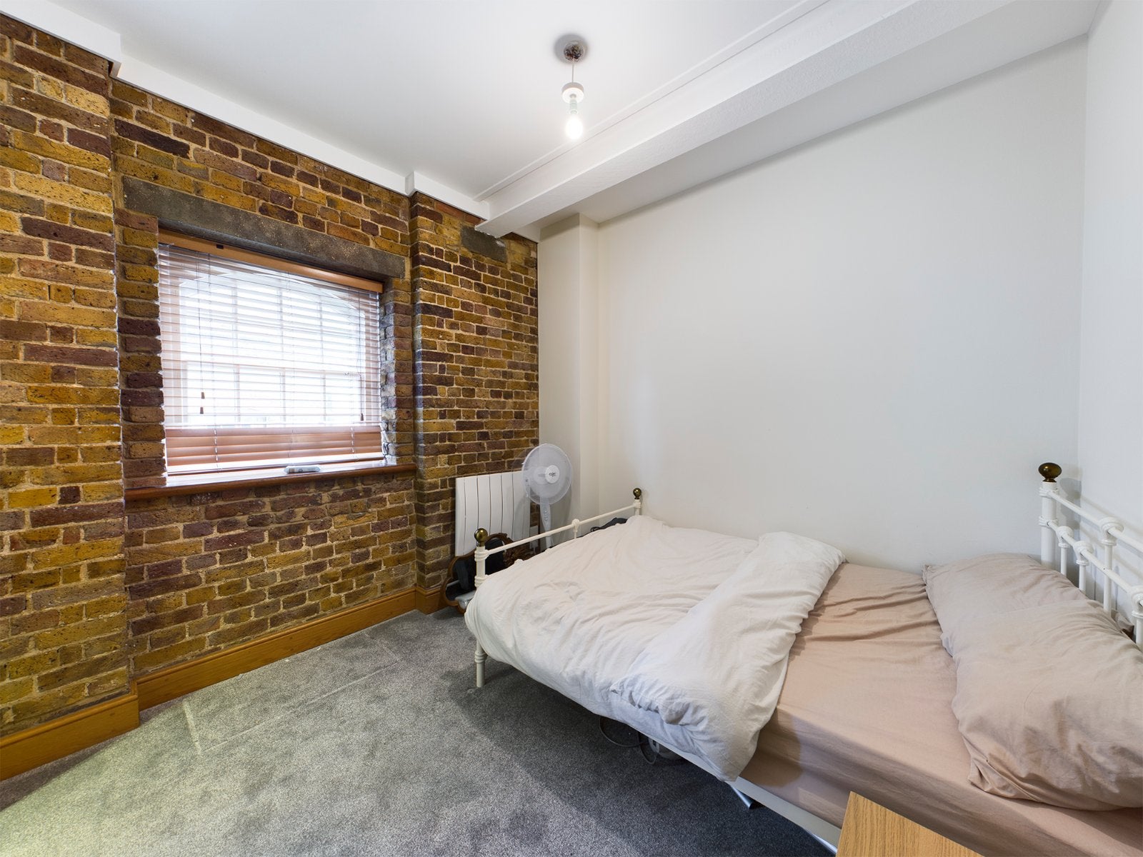 Flat Millpond Court in Borough of Runnymede