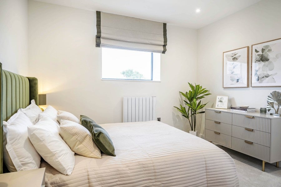 Flat Eastworth Road in Borough of Runnymede