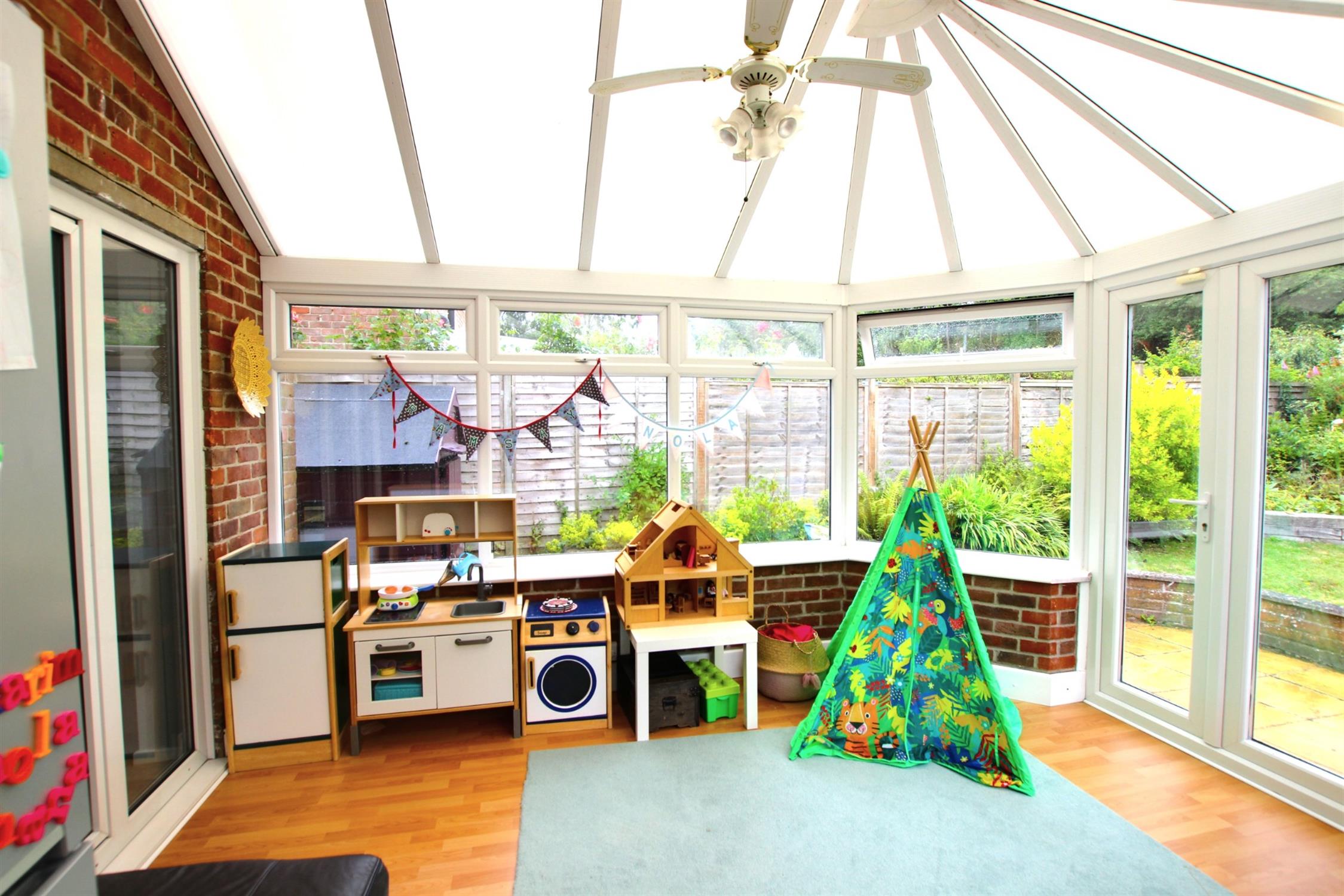 House Highfield Close in Waterlooville