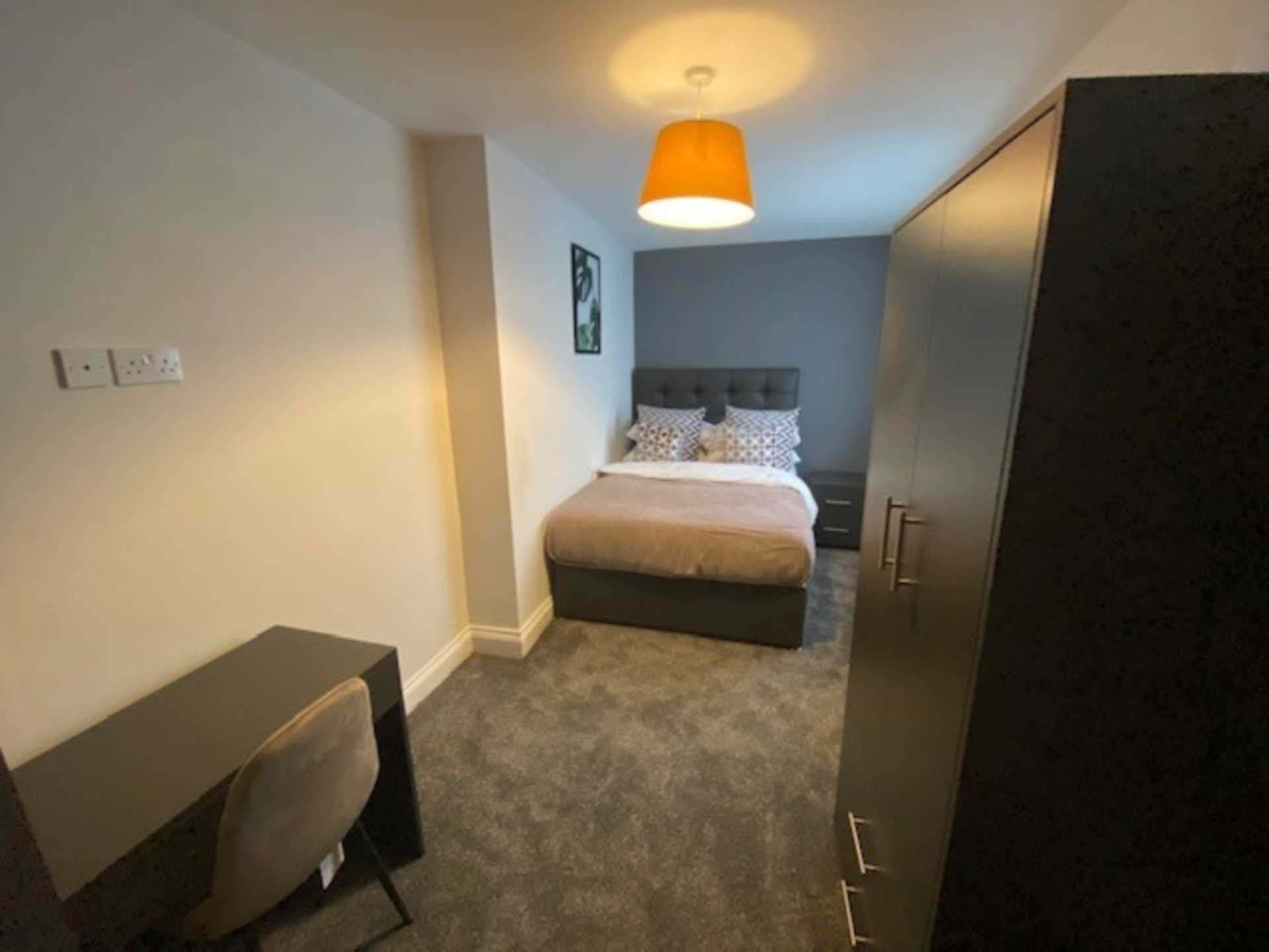 Flat Alpha Street West in Salford