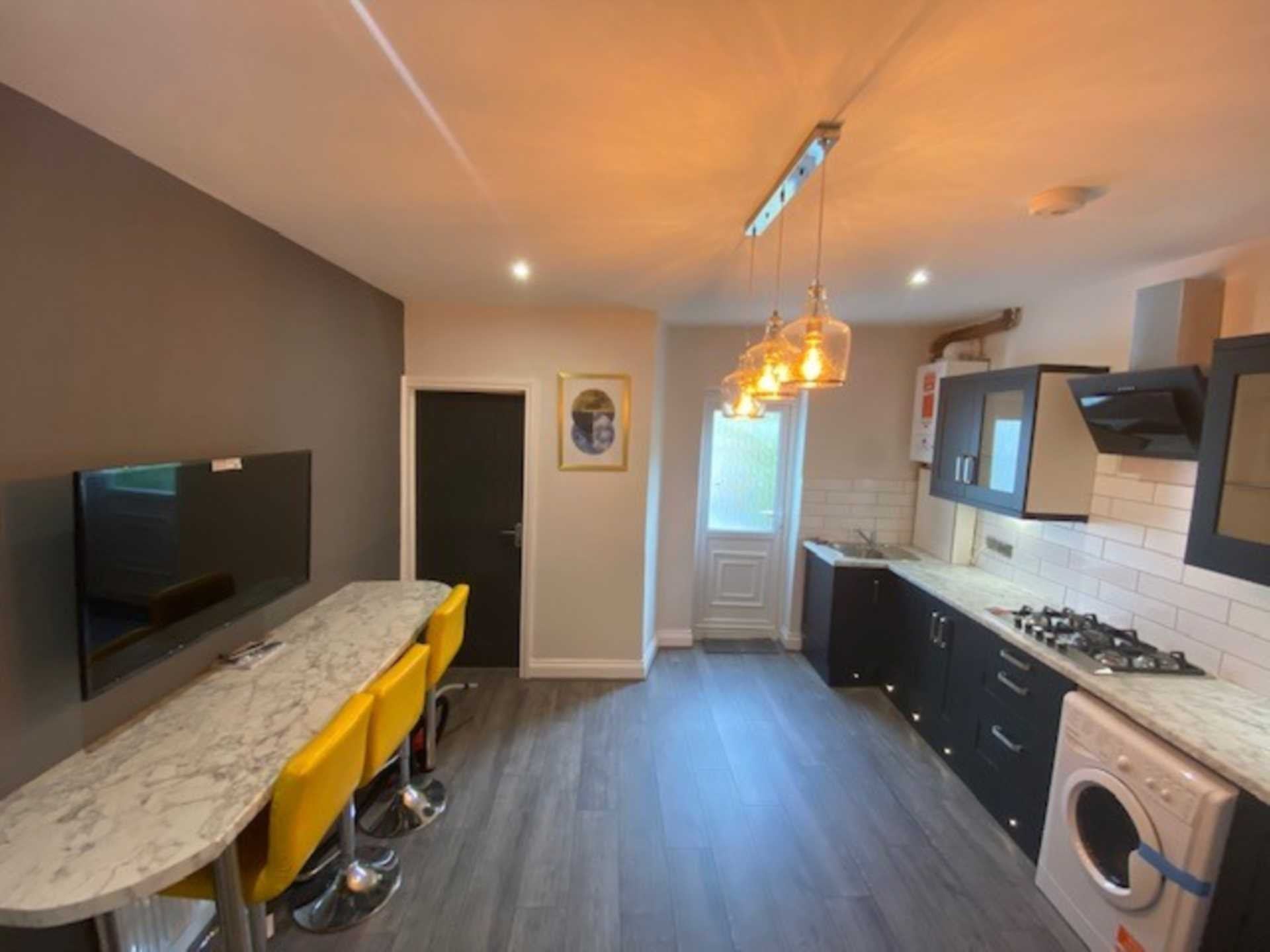 Flat Alpha Street West in Salford