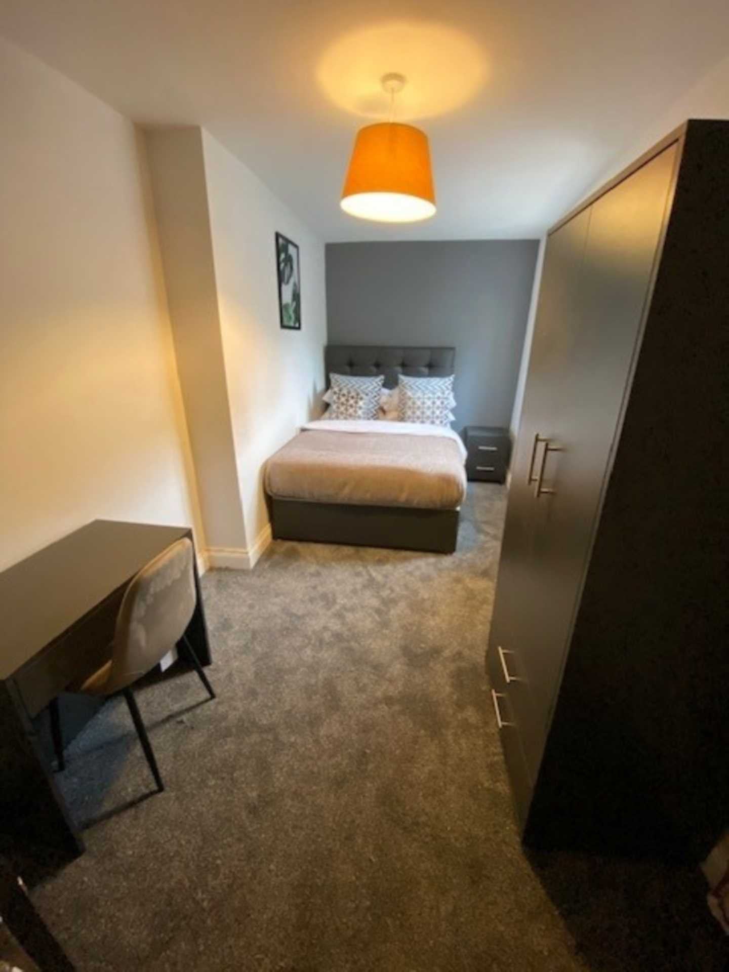 Flat Alpha Street West in Salford