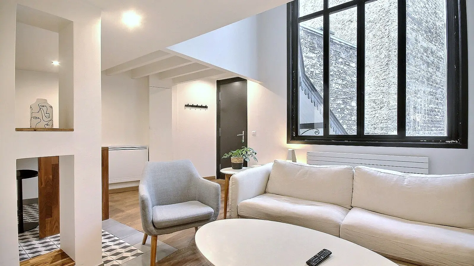 Flat Rue Ampère in Paris