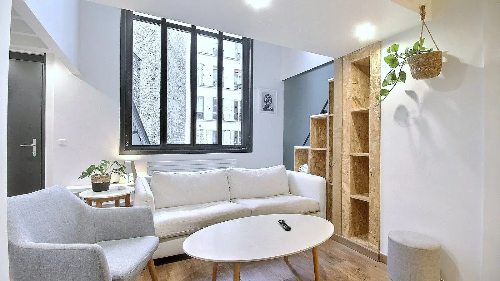 Flat Rue Ampère in Paris