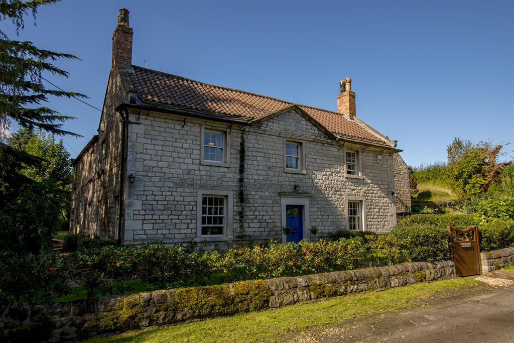 House King's Wood Lane in Maltby