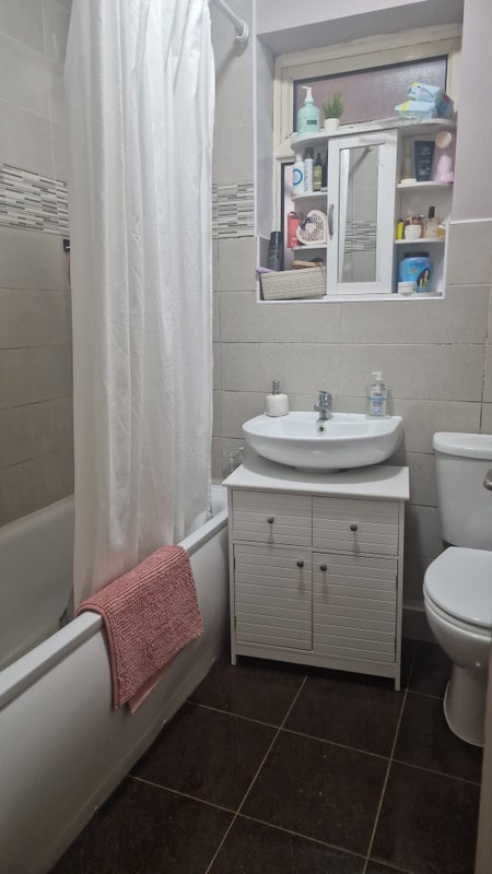 Room Babington Road in Greater London