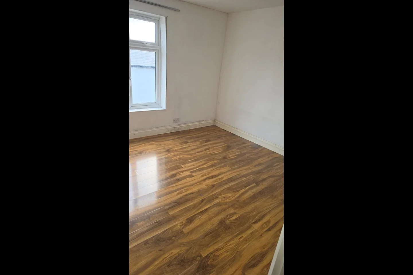 Flat Mersham Place in Greater London