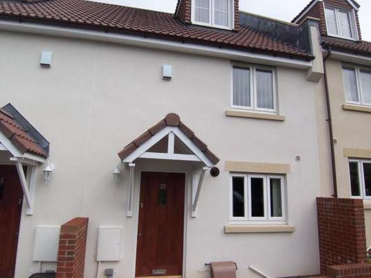 Room Whitefield Road in Bristol