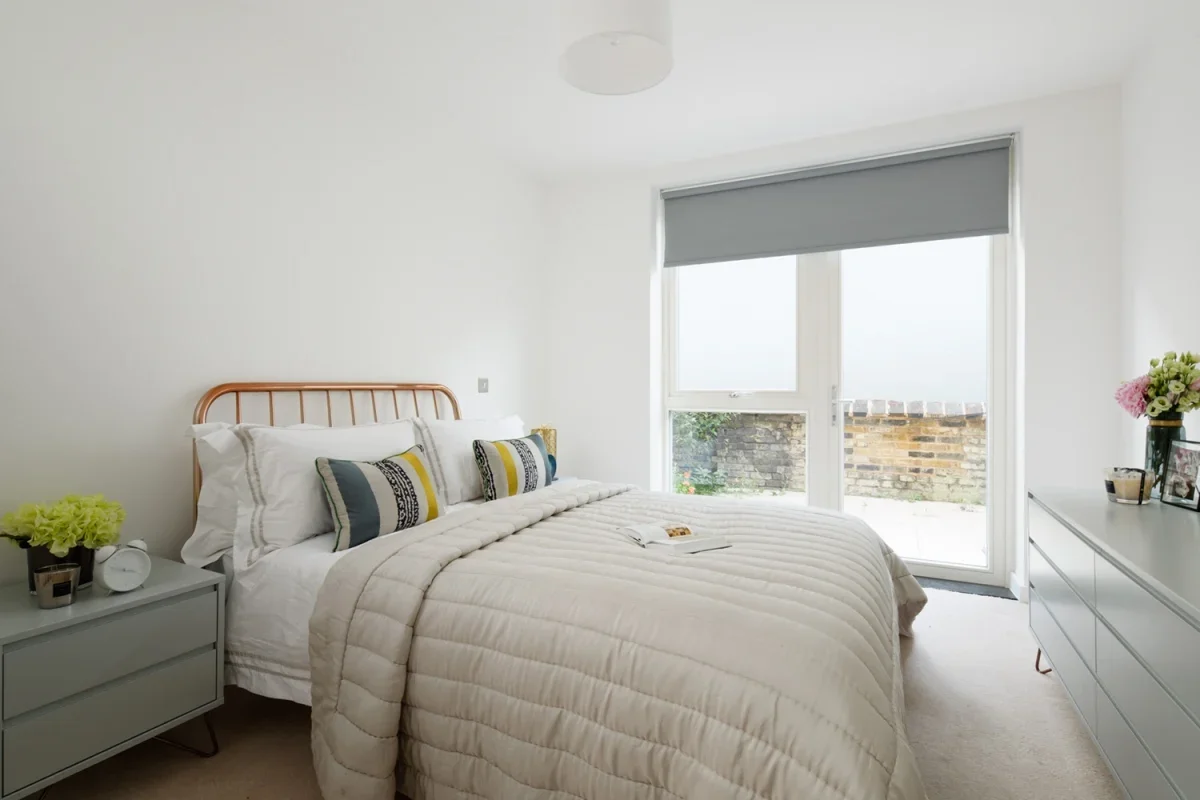 Flat Batavia Road in Greater London