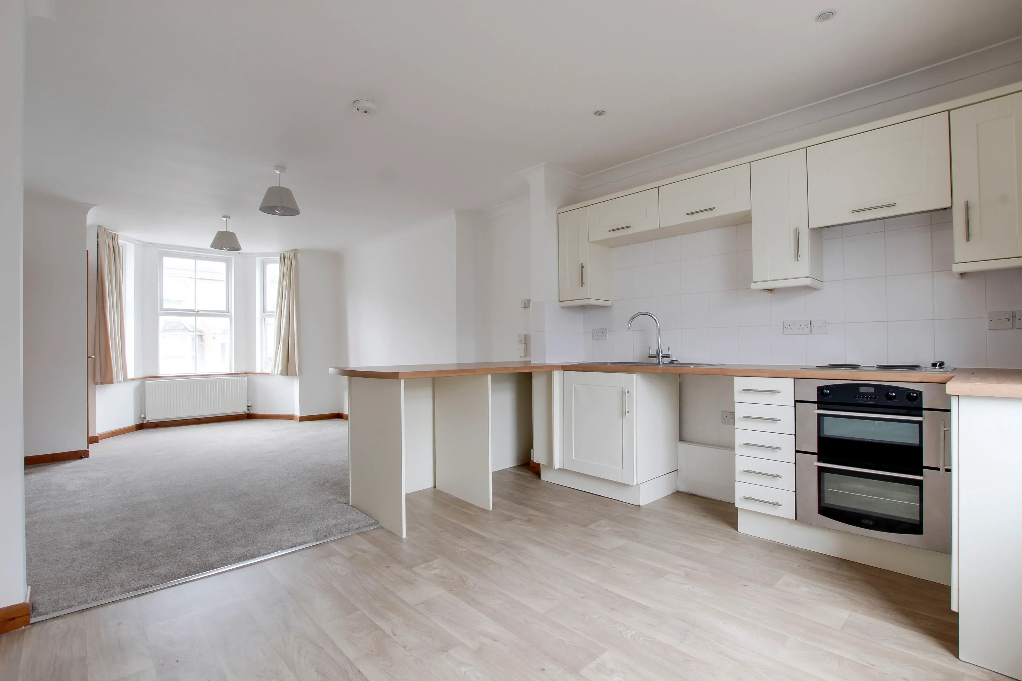 Flat Cambridge Street in Huntingdonshire