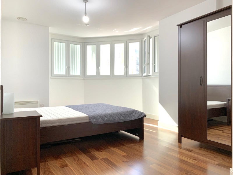 Flat Hagley Road in Birmingham