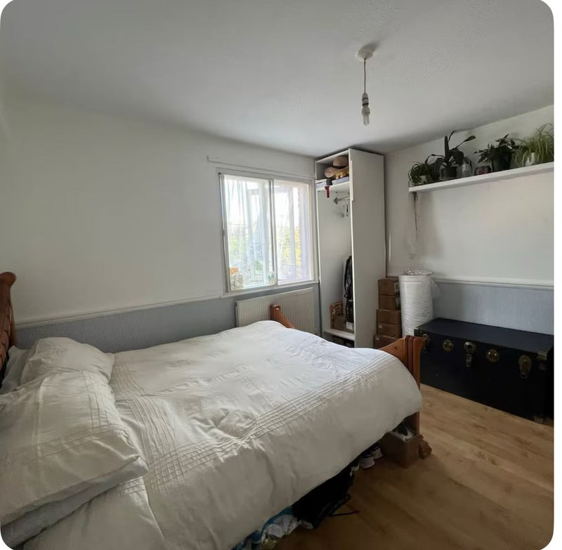 Flat St Ervans Road in Greater London