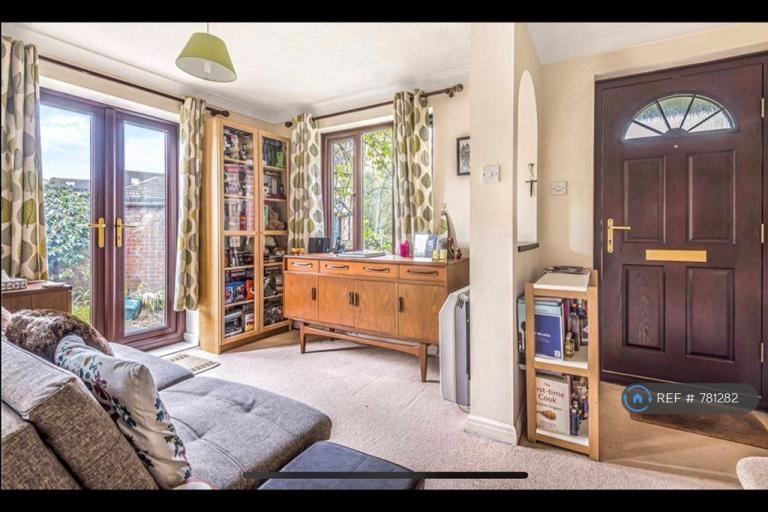 House Dairyman's Walk in Guildford