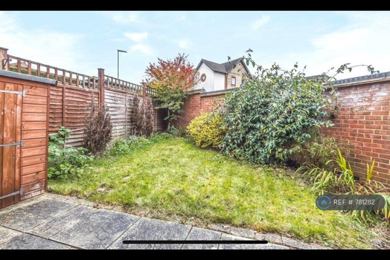 House Dairyman's Walk in Guildford