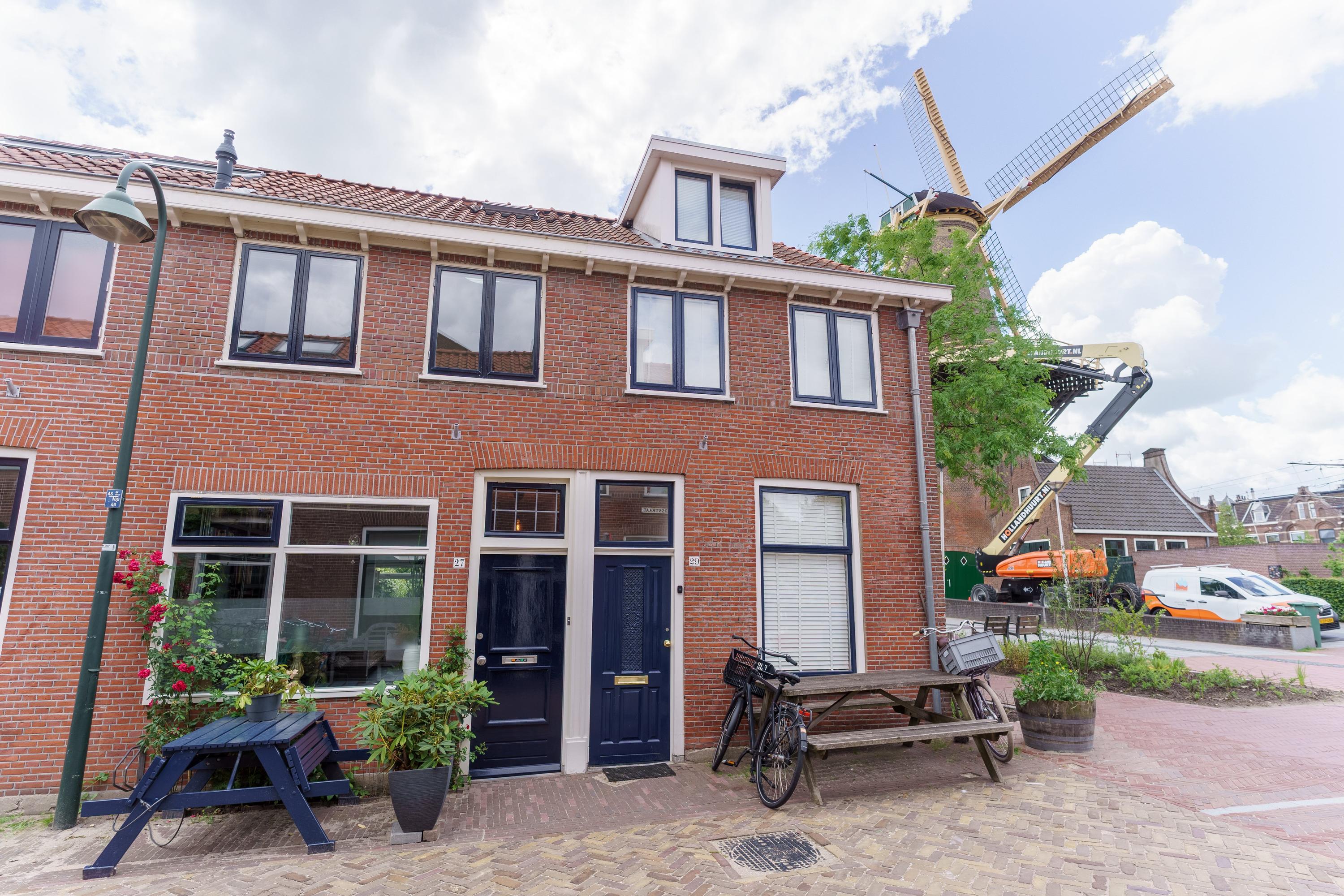 Dirklangendwarsstraat 27 in Delft
