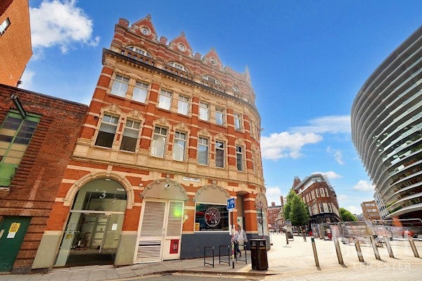Flat Queen Street in Leicester