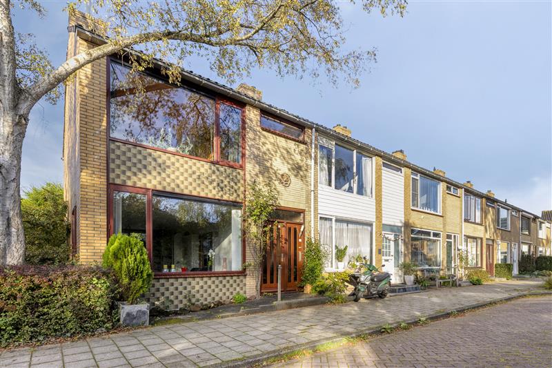 Huis Van IJsendijkstraat 211 in Purmerend