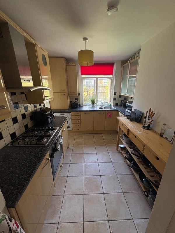 Room Reform Street in Greater London