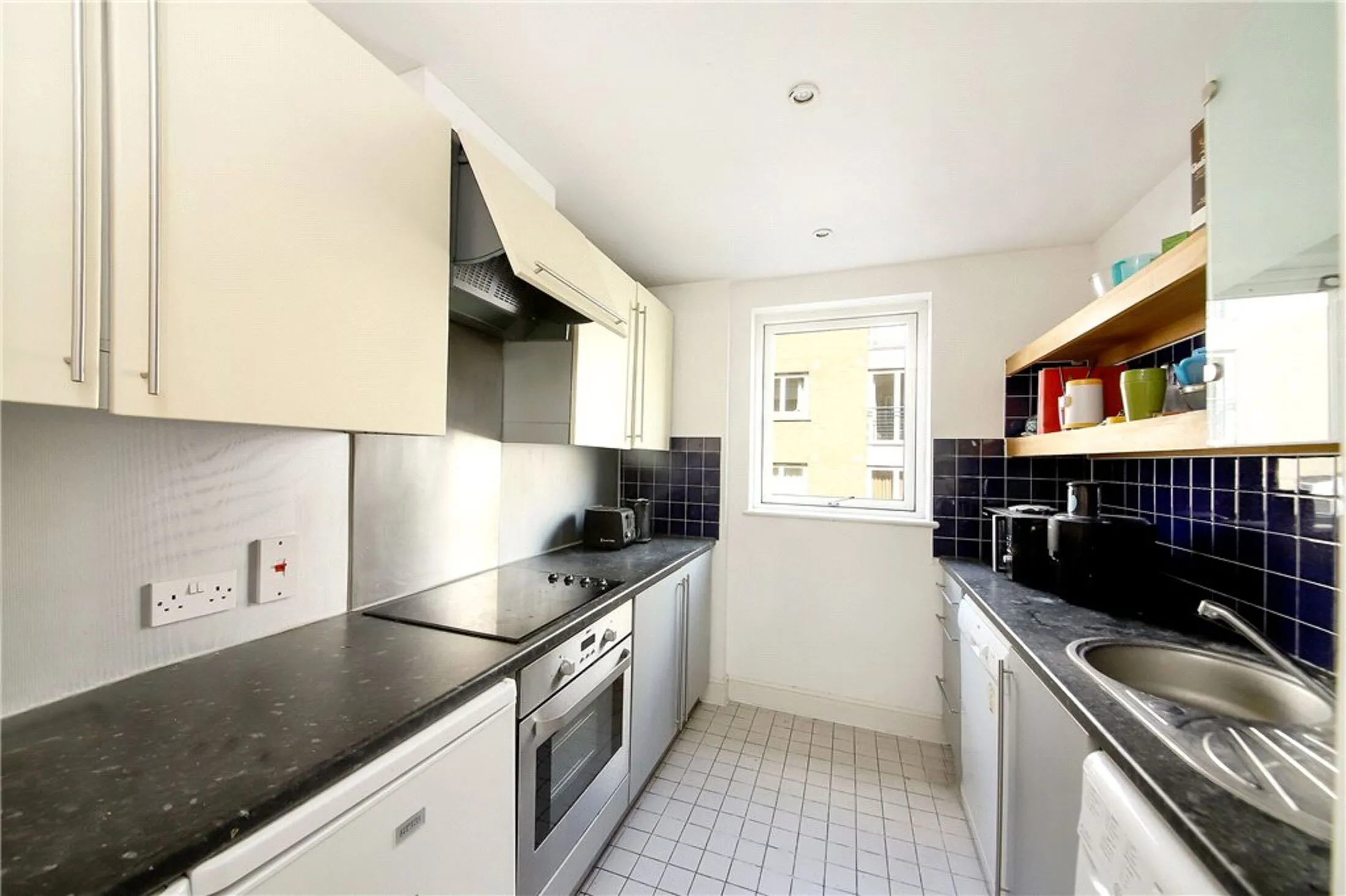 Flat Coke Street in Greater London