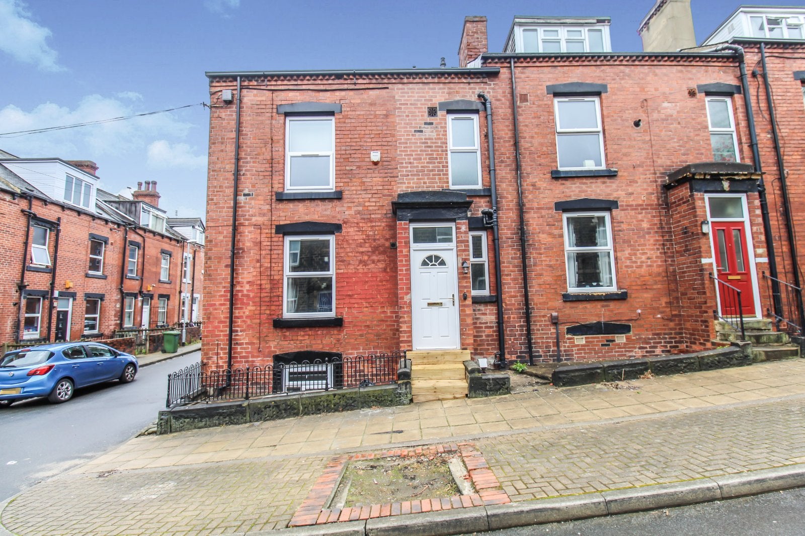 House Quarry Mount Terrace in Leeds