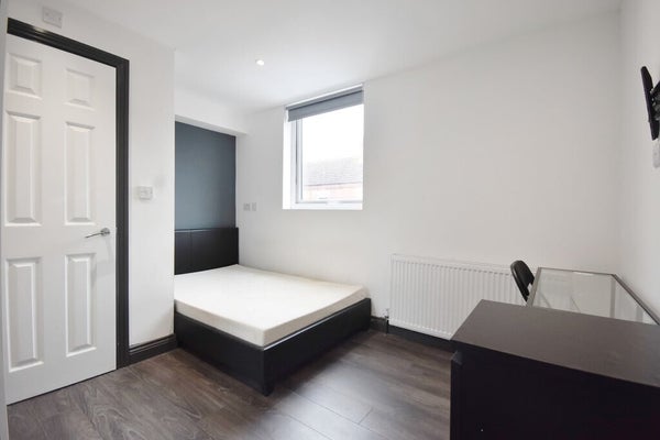 Flat Alfred Road in Coventry
