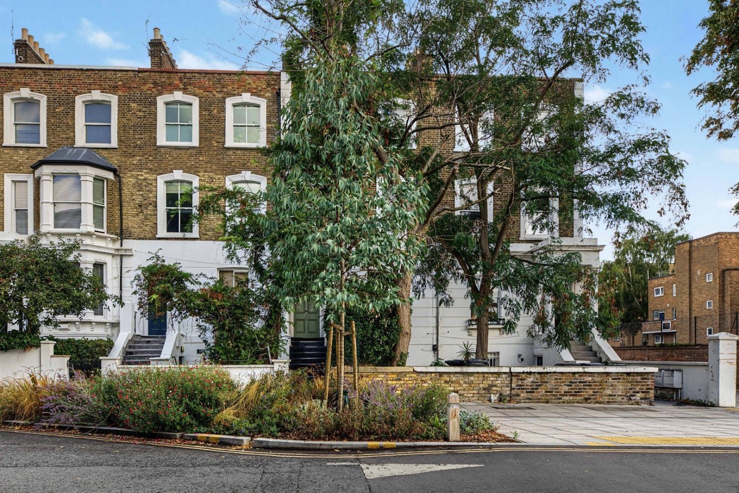 Flat Mildmay Road in Greater London