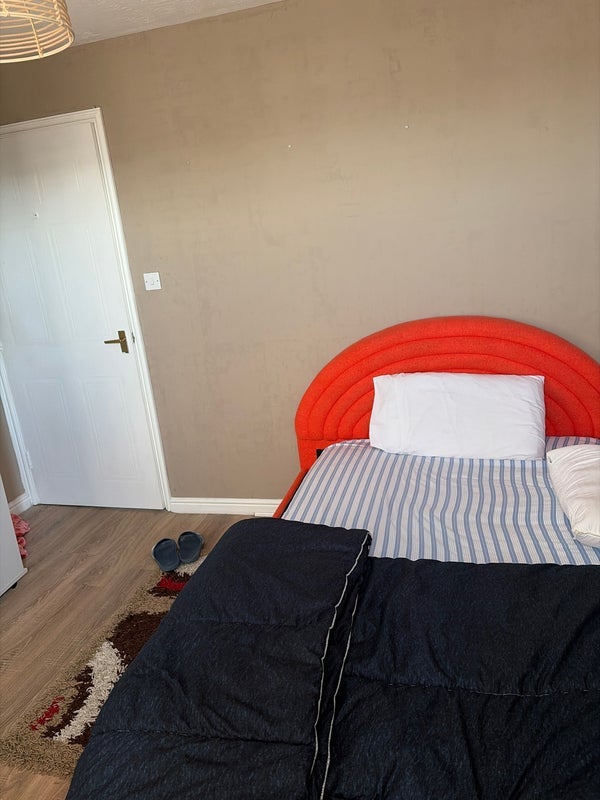 Room Glan Rhymni in Cardiff
