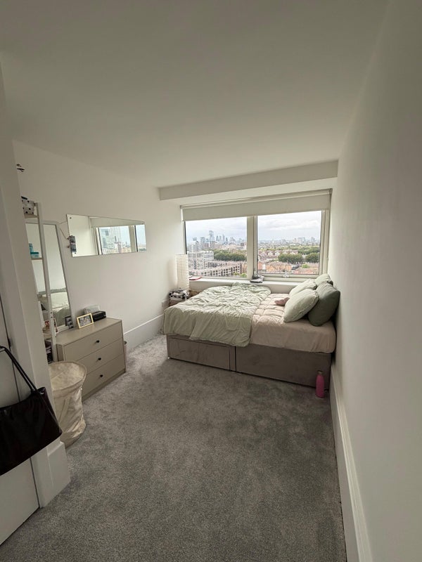 Room George Beard Road in Greater London