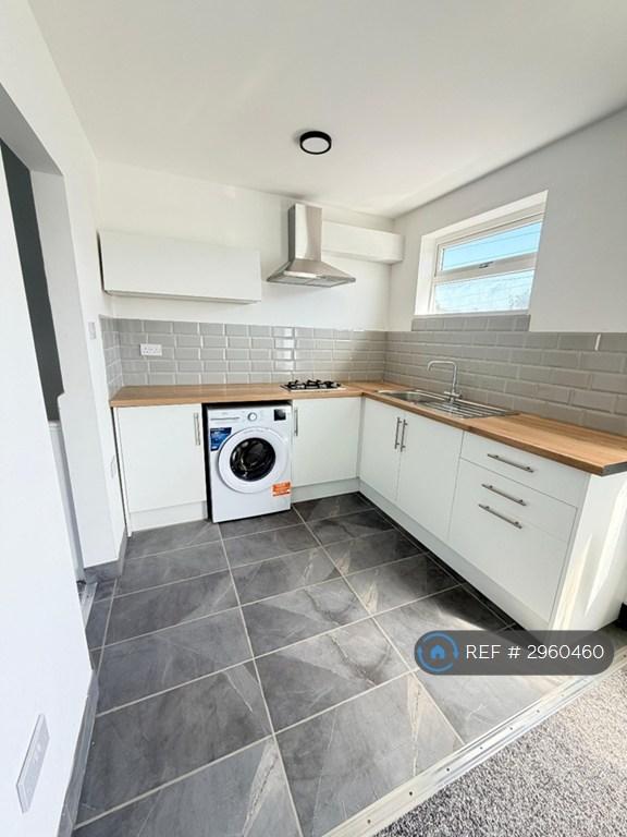 Flat Burnaby Road in Coventry