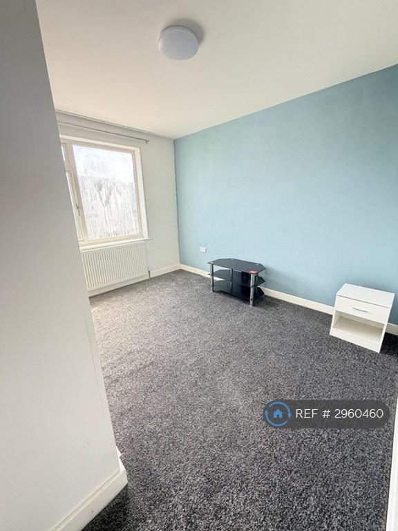 Flat Burnaby Road in Coventry