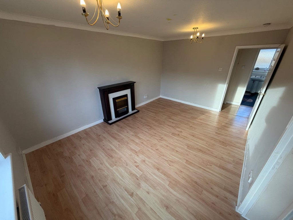Flat Myrtle Place in Glasgow