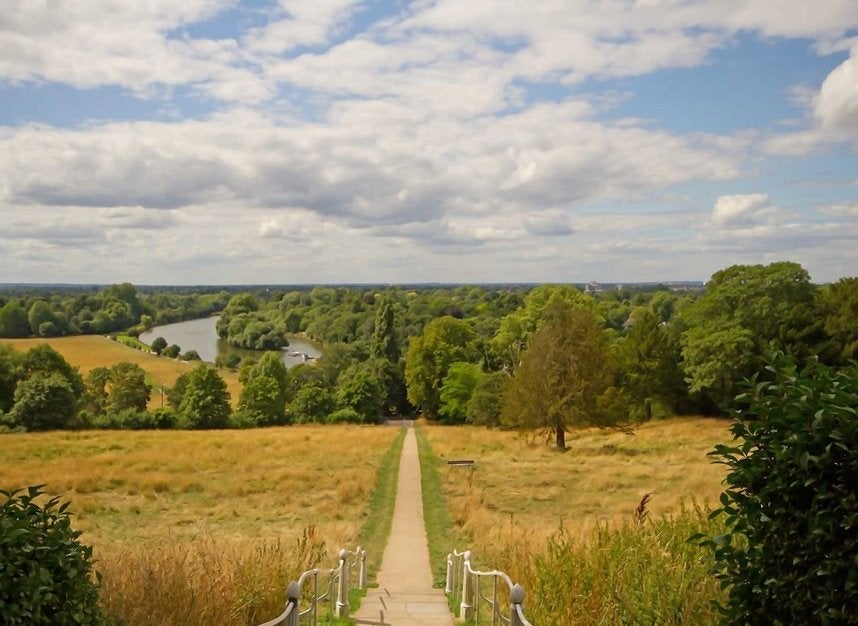 Flat Richmond Hill in Greater London