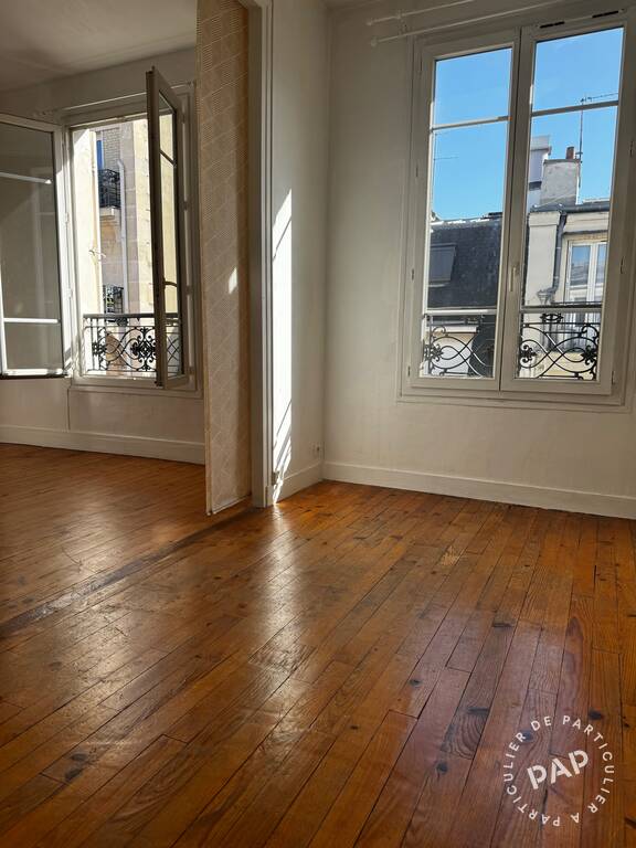 Flat Rue des Moines in Paris