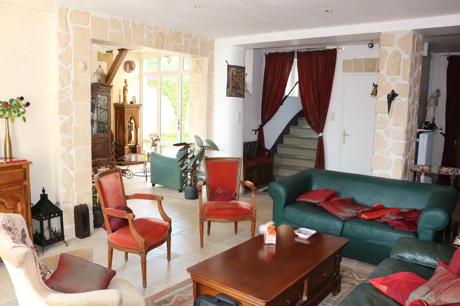 Room Rue du 8 Mai 1945 in Paray-le-Monial