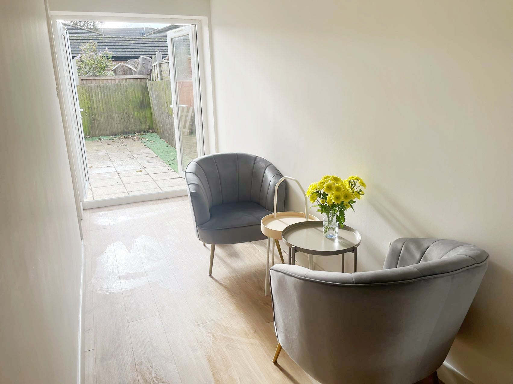 Flat Villiers Road in Greater London