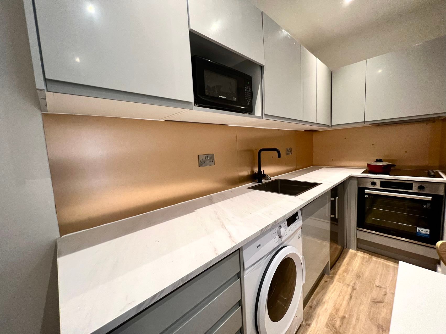 Flat Villiers Road in Greater London