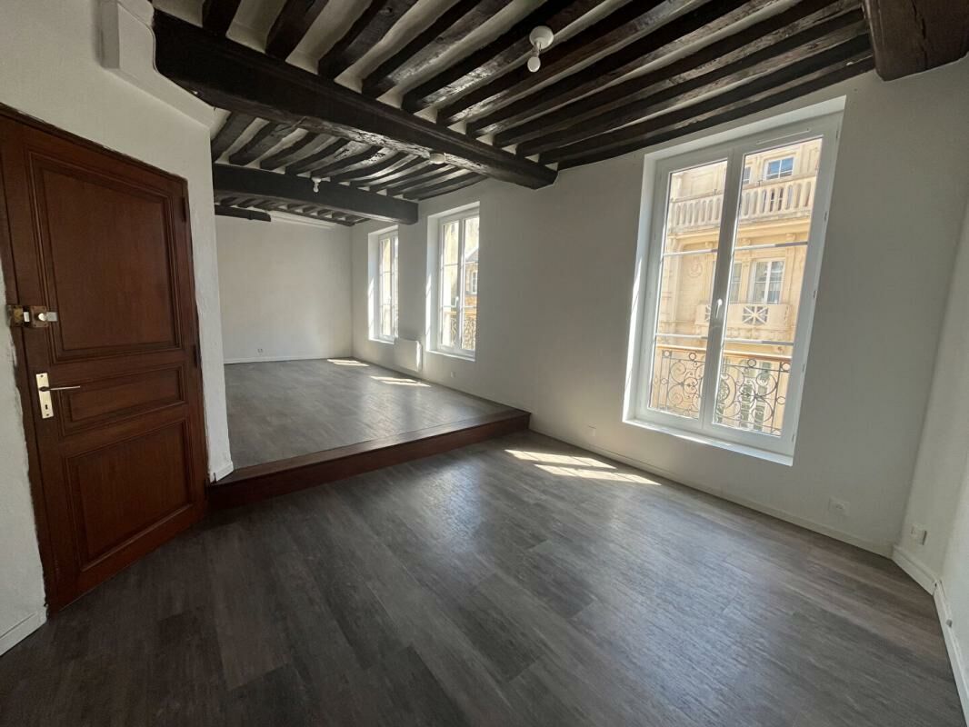 Flat Rue Écuyère in Caen