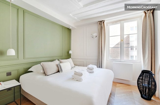 Flat Rue de Sèvres in Paris