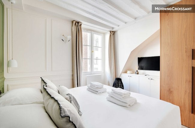 Flat Rue de Sèvres in Paris