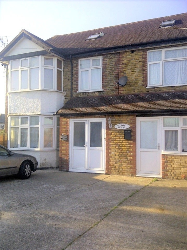 Flat United Drive in Greater London
